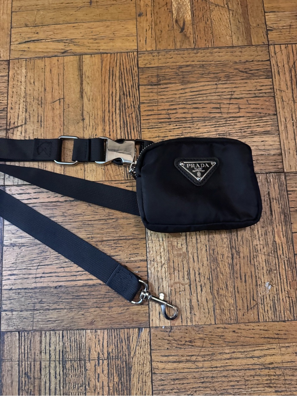 Black Nylon Dog Leash with Attached Pouch
